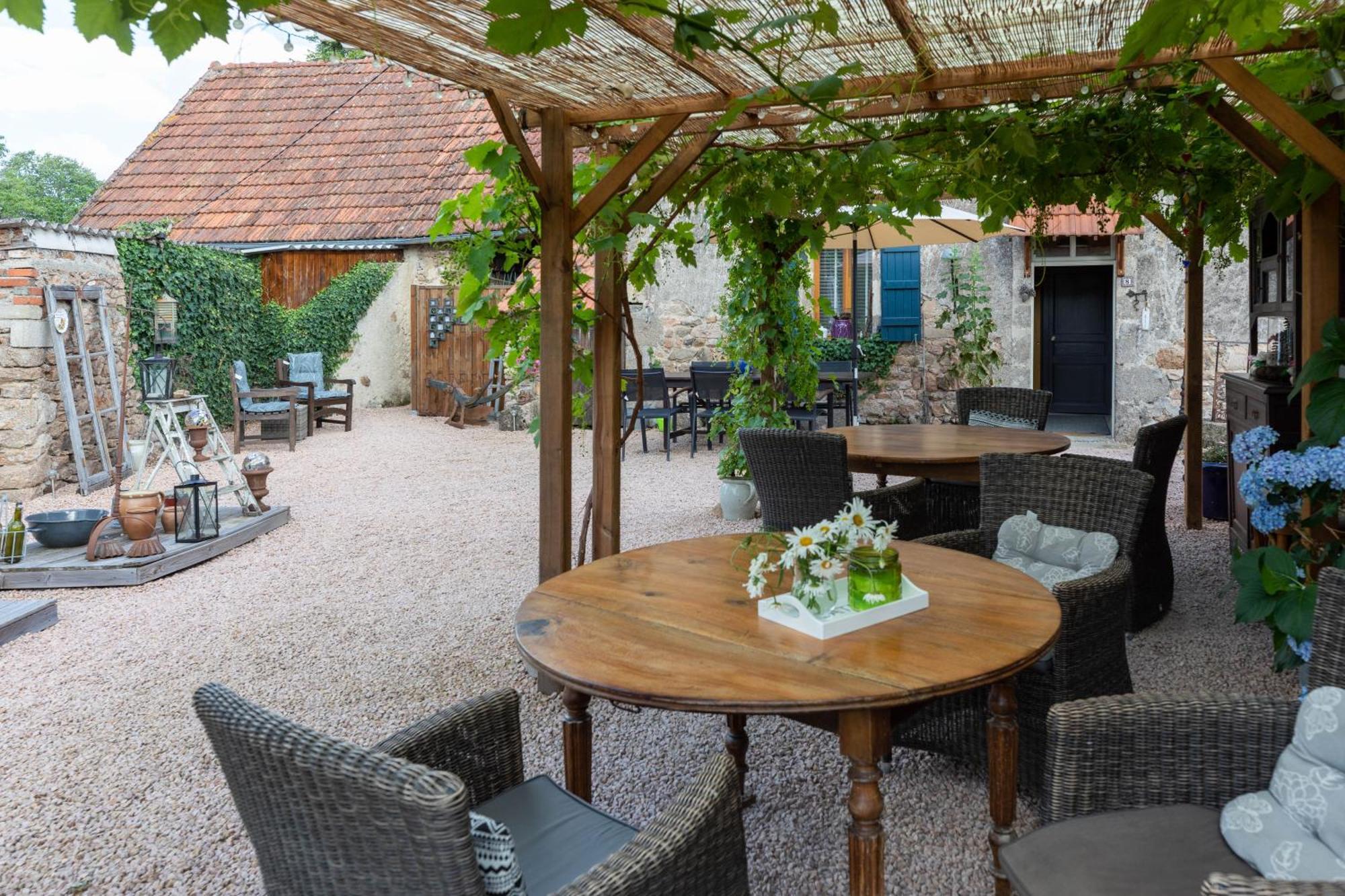 Bed and Breakfast Domaine La Pomme De Pin Louroux-de-Beaune Exteriér fotografie